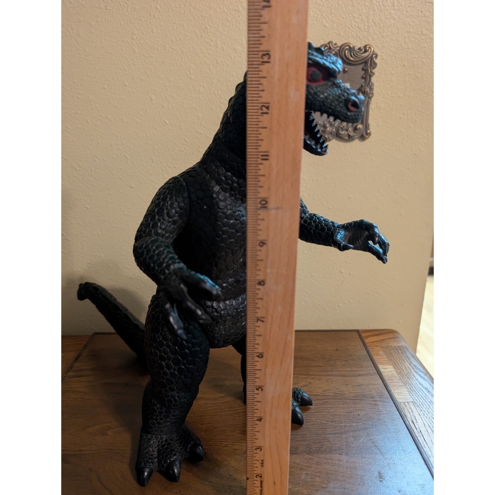 Vintage 1986 Dor Mei Godzilla 14" Poseable Toy Action Figure Hong Kong Red Eyes - Picture 2 of 5